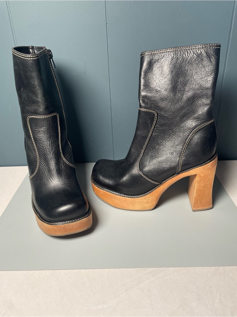 Vintage 90s/Y2K Steve Madden LUV Wooden Chunky Platform Boots Bratz Whimsigoth